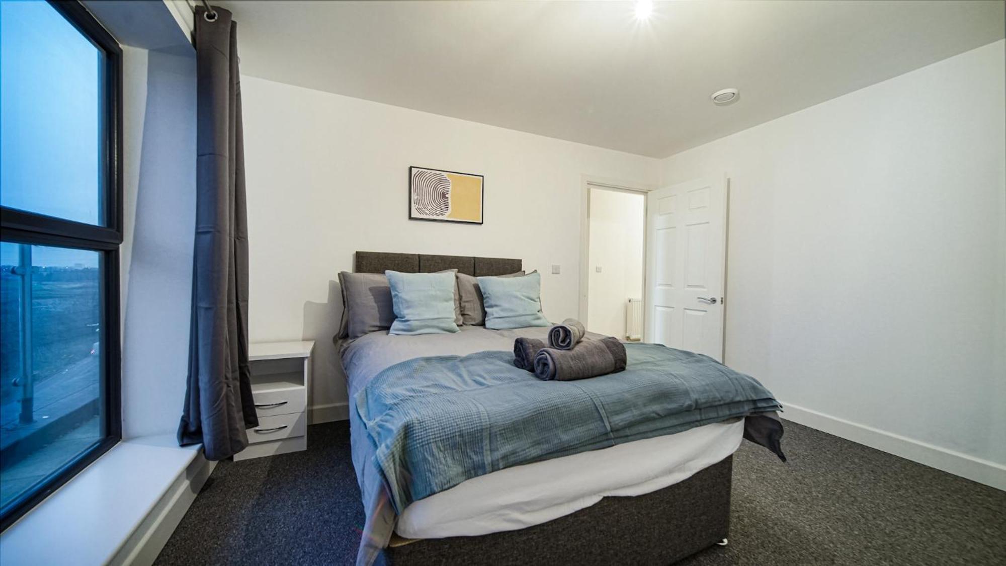 Modern Apartments With Free Parking Near Heathrow Colnbrook Exterior photo
