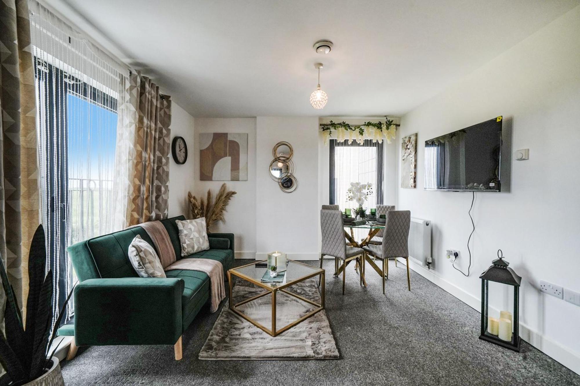 Modern Apartments With Free Parking Near Heathrow Colnbrook Exterior photo