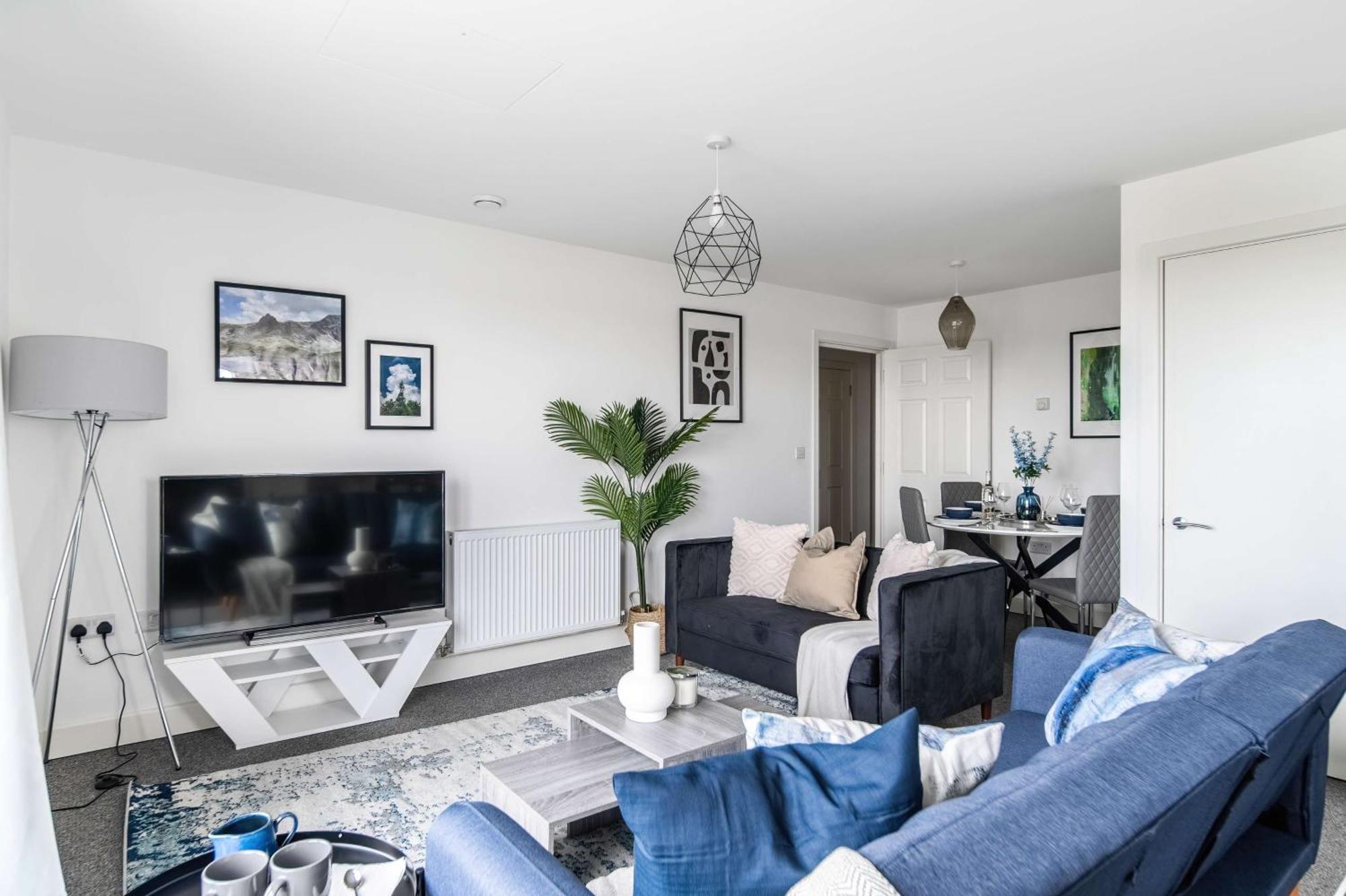 Modern Apartments With Free Parking Near Heathrow Colnbrook Exterior photo